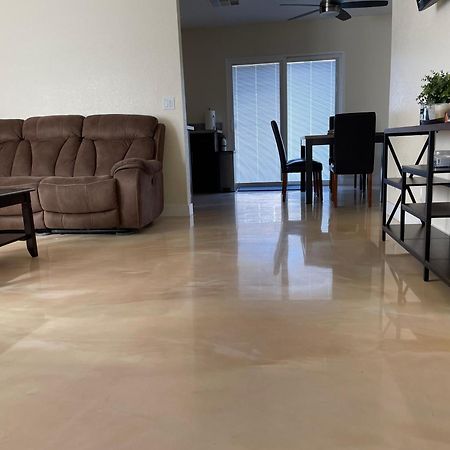 Newly Remodeled Family Friendly 3B/2B House Villa Henderson Bagian luar foto